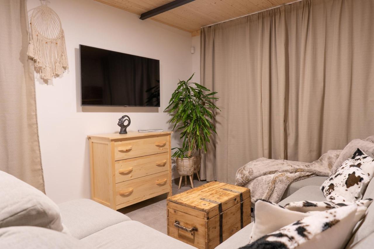 Apartmány NONE Branná Esterno foto
