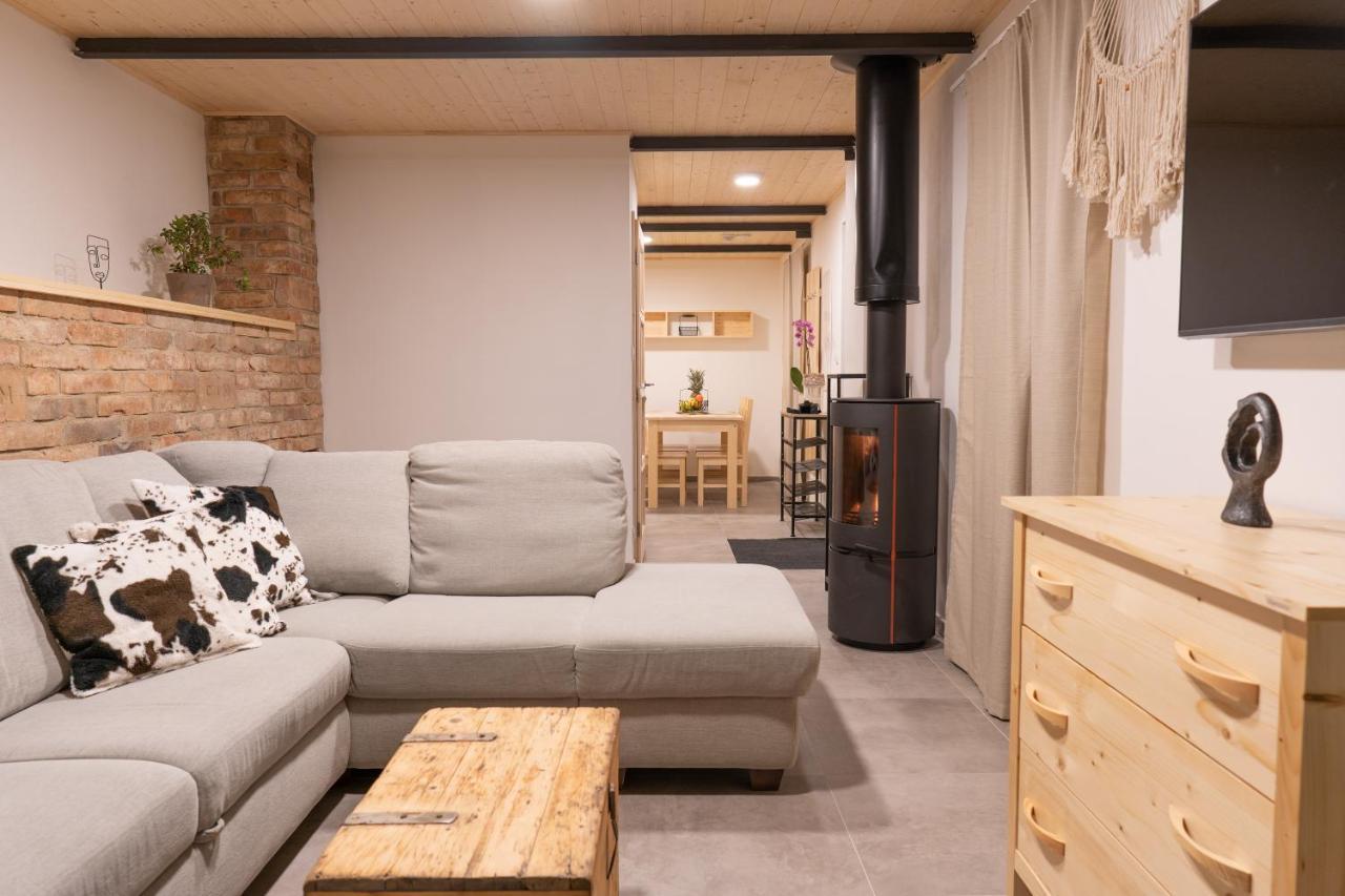 Apartmány NONE Branná Esterno foto