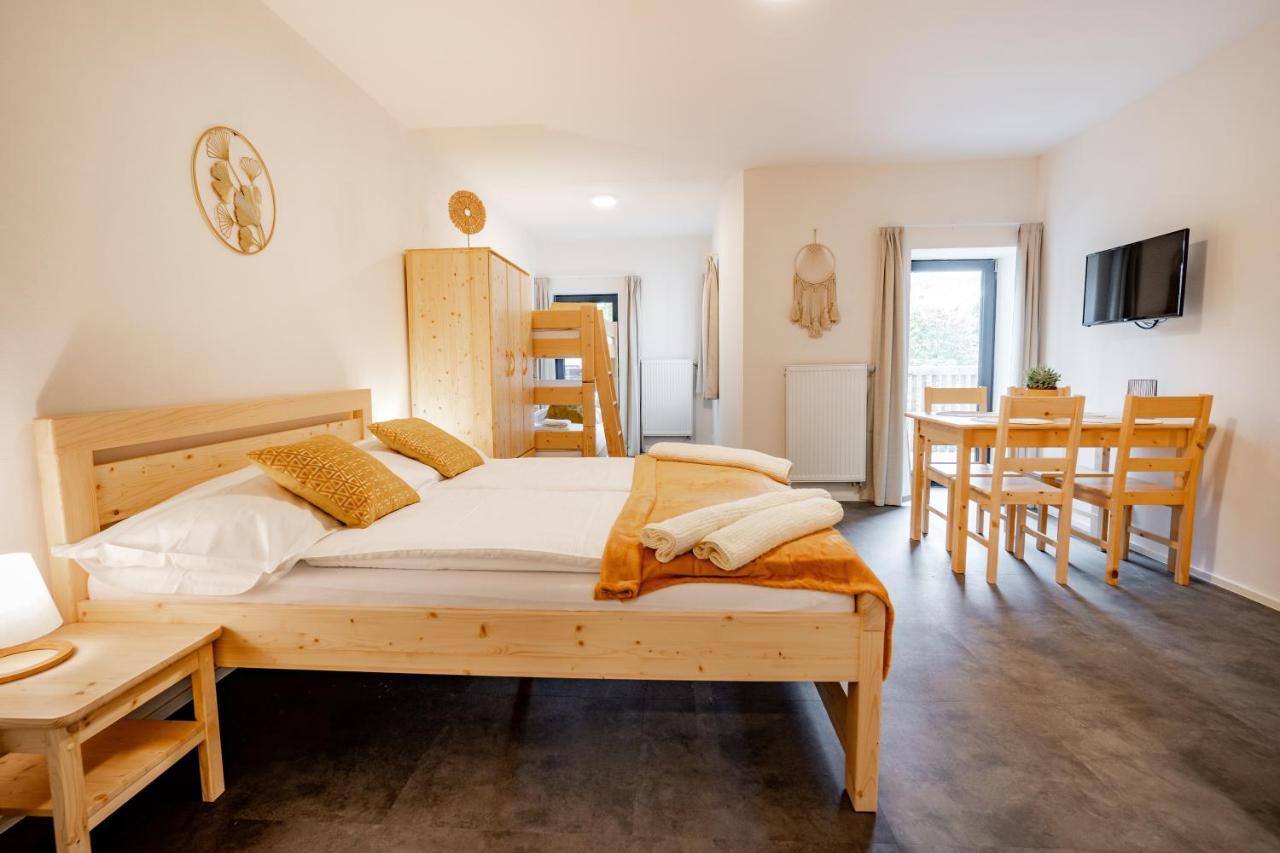 Apartmány NONE Branná Esterno foto