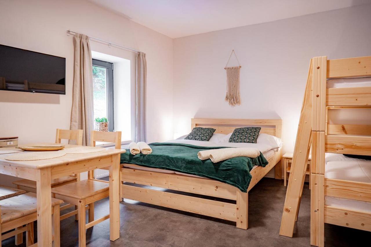 Apartmány NONE Branná Esterno foto
